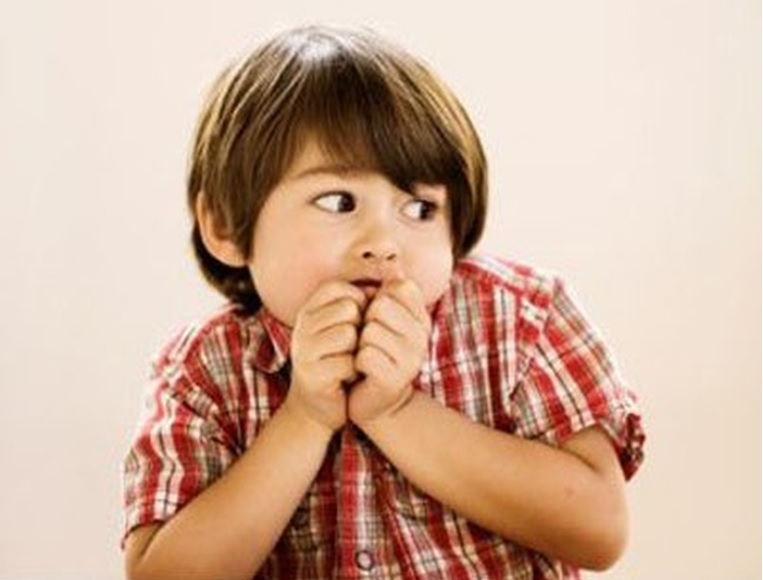 Khi bố mẹ dùng biện pháp hù dọa để dạy con - 1 Khi bố mẹ dùng biện pháp hù dọa để dạy con - 1