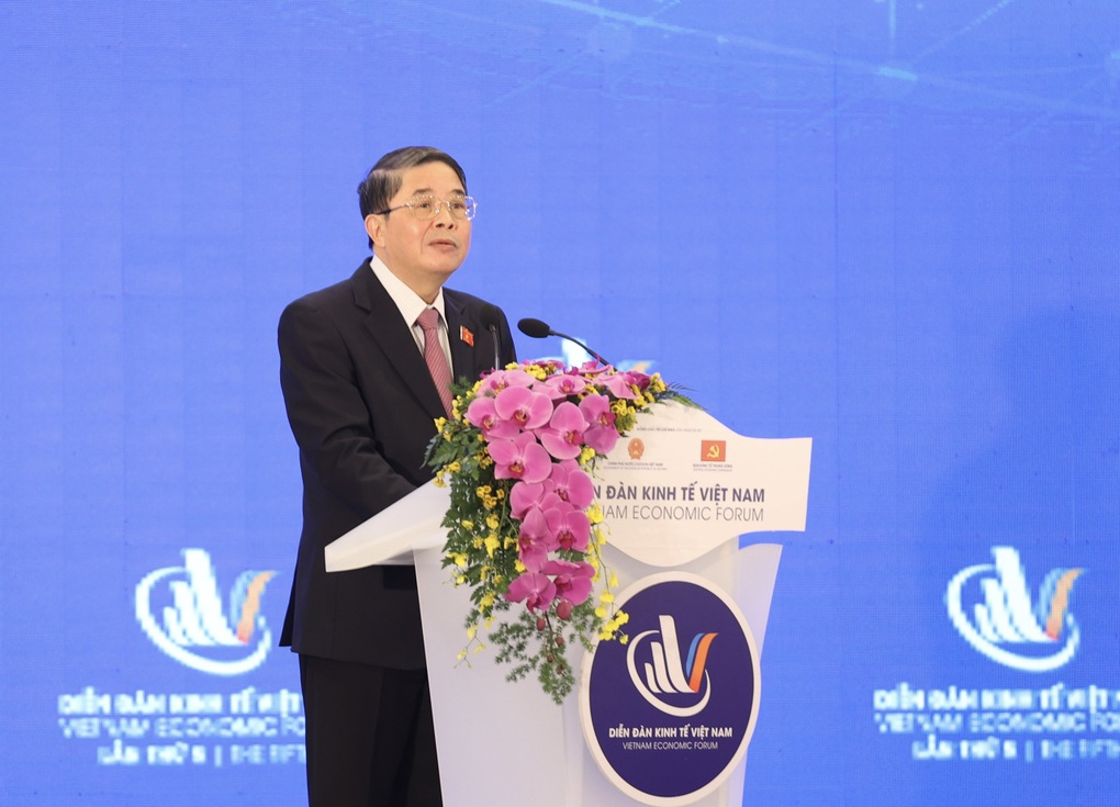 Chủ tịch VinaCapital nêu cách để thị trường địa ốc nhanh bình thường lại - 1 Chủ tịch VinaCapital nêu cách để thị trường địa ốc nhanh bình thường lại - 1