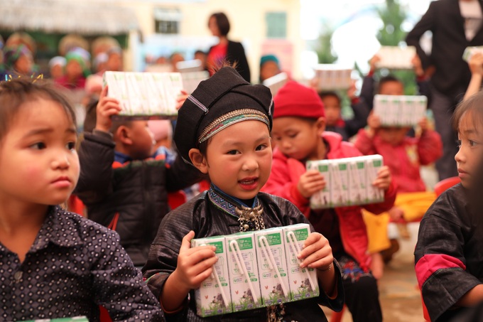 Sẽ có 19.000 trẻ em có hoàn cảnh khó khăn được uống sữa năm 2021 từ chương trình Quỹ sữa Vươn cao Việt Nam
 - Ảnh 3.