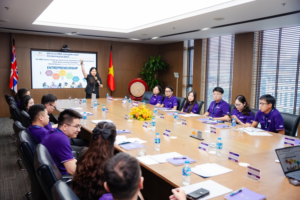 Du học không còn là lựa chọn mặc định để sở hữu bằng MBA quốc tế - 2