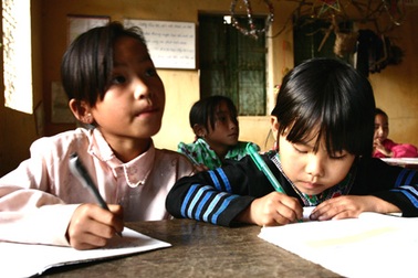 Nhiều chính sách hỗ trợ học sinh, giáo viên có hiệu lực từ tháng 9 