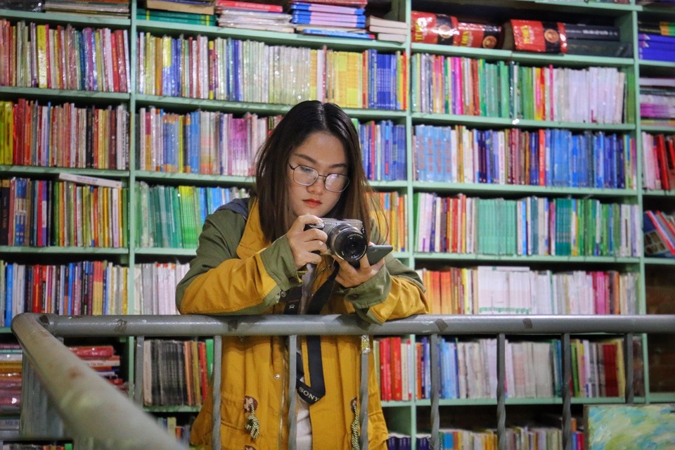 Chuyện ít biết về nhà sách cổ kính, độc đáo nhất Hà Nội - 10