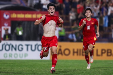 Tiền đạo Thanh Nhàn nói điều bất ngờ sau bàn thắng vào lưới U23 Yemen