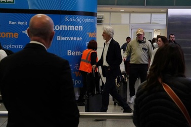 Mỹ chính thức dừng toàn bộ hồ sơ xin nhập cư của công dân 19 nước