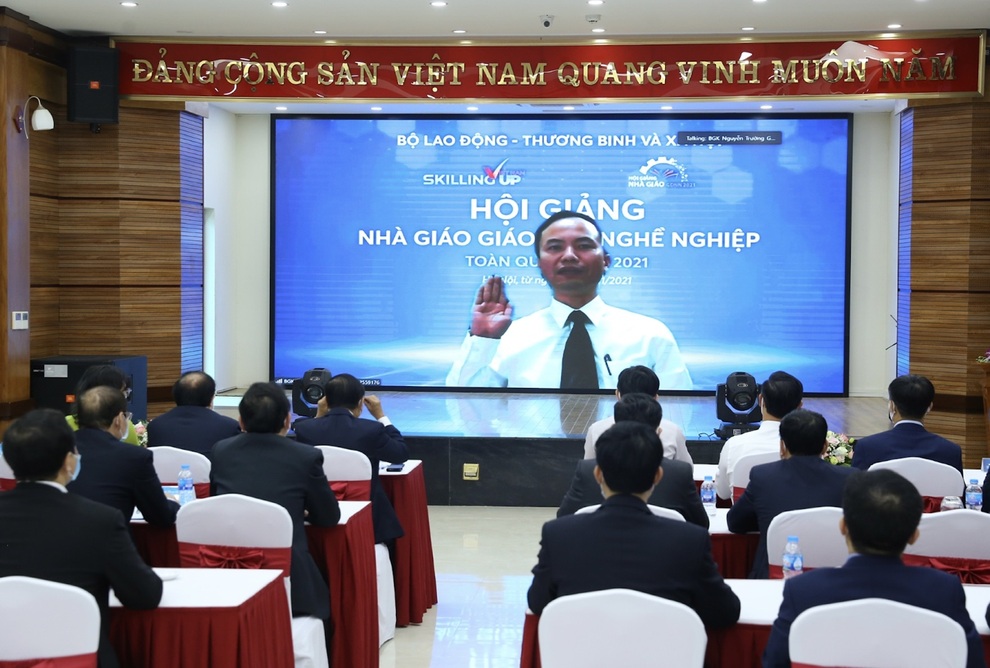 Khai mạc Hội giảng nhà giáo giáo dục nghề nghiệp toàn quốc năm 2021 - 6 Khai mạc Hội giảng nhà giáo giáo dục nghề nghiệp toàn quốc năm 2021 - 6