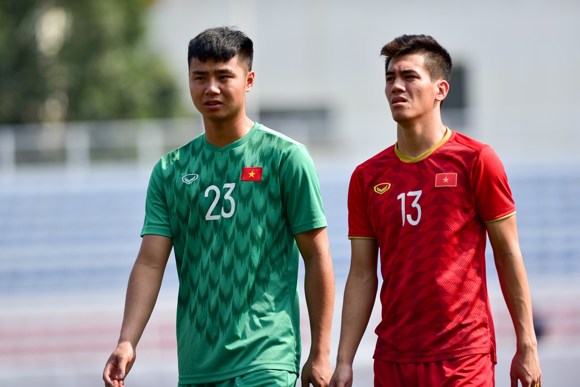 Quang Hải vẫn ra sân tập, HLV Park Hang Seo dặn dò riêng Thanh Thịnh - 10