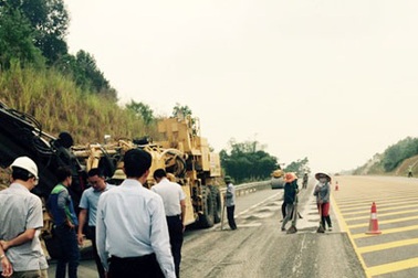 Đường cao tốc Nội Bài - Lào Cai hết cảnh “lún võng”?