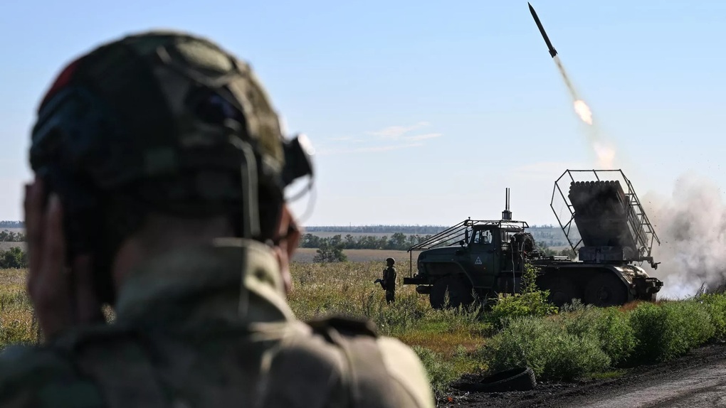 Nga tiếp lửa cho mặt trận Kursk, giáng đòn mạnh vào Ukraine - 1 Nga tiếp lửa cho mặt trận Kursk, giáng đòn mạnh vào Ukraine - 1