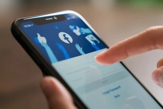 Nam sinh ở Hà Nội mất gần 600 triệu đồng để "phục vụ điều tra"