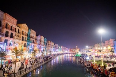 Khám phá tour du lịch đêm dành cho giới trẻ Hà thành dịp lễ