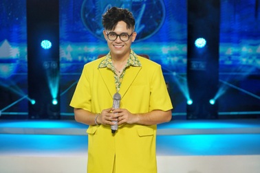 Lý do MC Đức Bảo từ bỏ phong cách quý ông, mặc phá cách ở Vietnam Idol