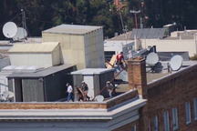 Nga tung video lãnh sự quán bị khám xét, gọi Mỹ là “kẻ đột kích”