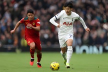 Tottenham bật khỏi top 4, Man Utd được hưởng lợi lớn