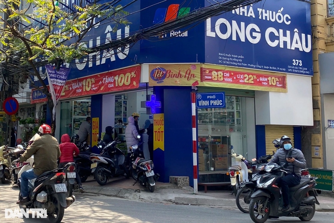 Thiếu đơn bác sĩ, người dân ngán ngẩm khi không được mua thuốc trị Covid-19 - 11 Thiếu đơn bác sĩ, người dân ngán ngẩm khi không được mua thuốc trị Covid-19 - 11