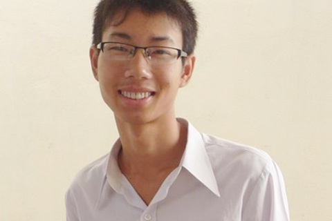 Thủ khoa cao điểm nhất nước “bật mí” bí quyết học tập