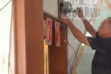 Chủ nhà trọ câu trộm điện của khách thuê suốt 9 năm