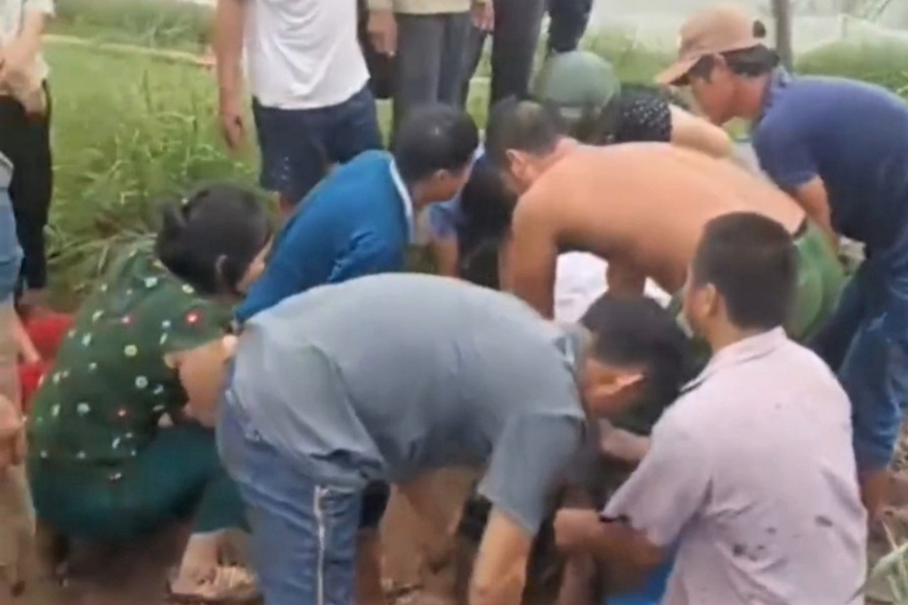 Vận hành quạt nước đầm tôm, ông chủ bị điện giật tử vong - 1 Vận hành quạt nước đầm tôm, ông chủ bị điện giật tử vong - 1