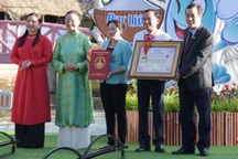 Bạc Liêu xác lập kỷ lục Việt Nam 122 món ăn từ tôm và muối