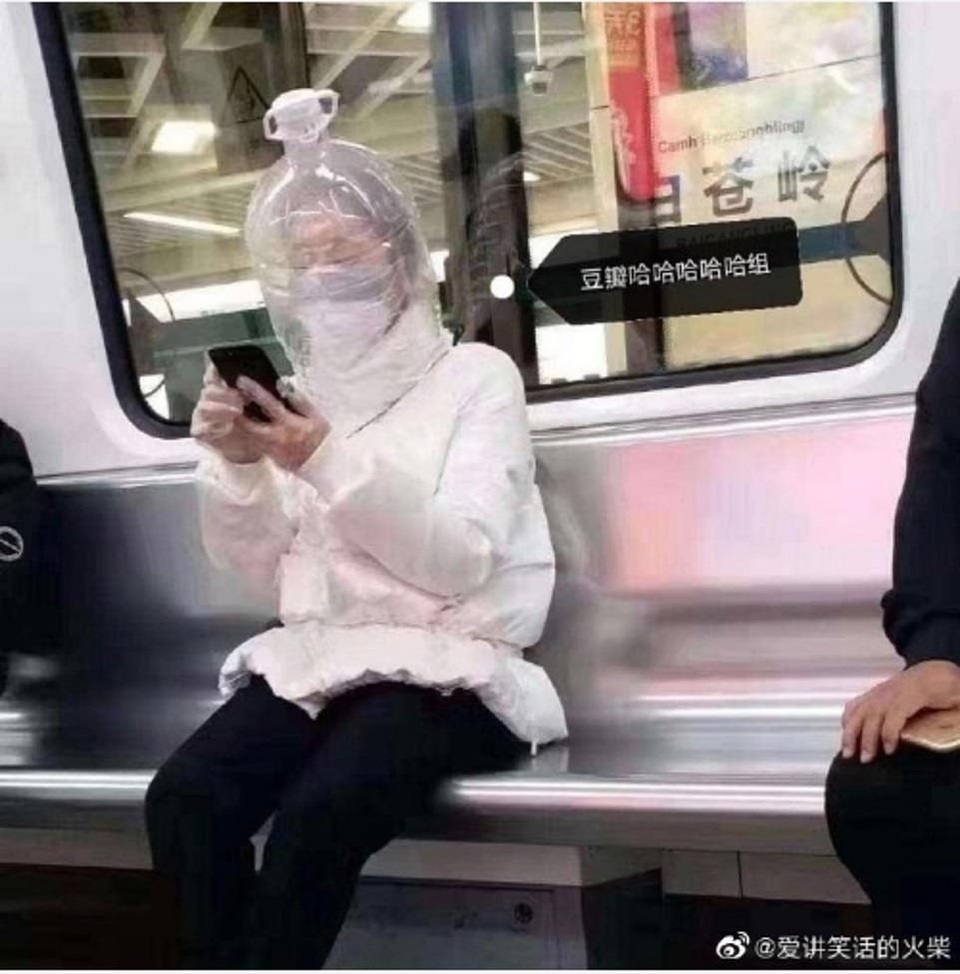 Dân Trung Quốc tuyệt vọng với mặt nạ tự chế do hết sạch khẩu trang - 6 Dân Trung Quốc tuyệt vọng với mặt nạ tự chế do hết sạch khẩu trang - 6