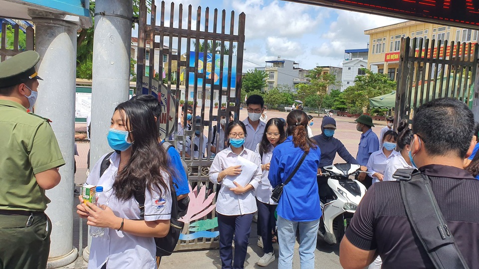 Thí sinh cả nước nói gì về đề nghị luận văn học gây hứng thú? - 8 Thí sinh cả nước nói gì về đề nghị luận văn học gây hứng thú? - 8