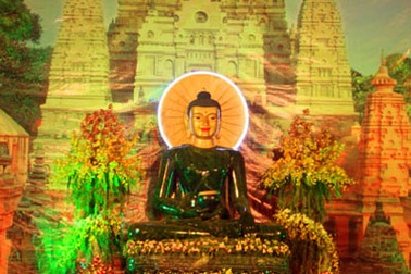 Chùa Phật Tích hối hả nghinh đón tượng Phật ngọc lớn nhất thế giới