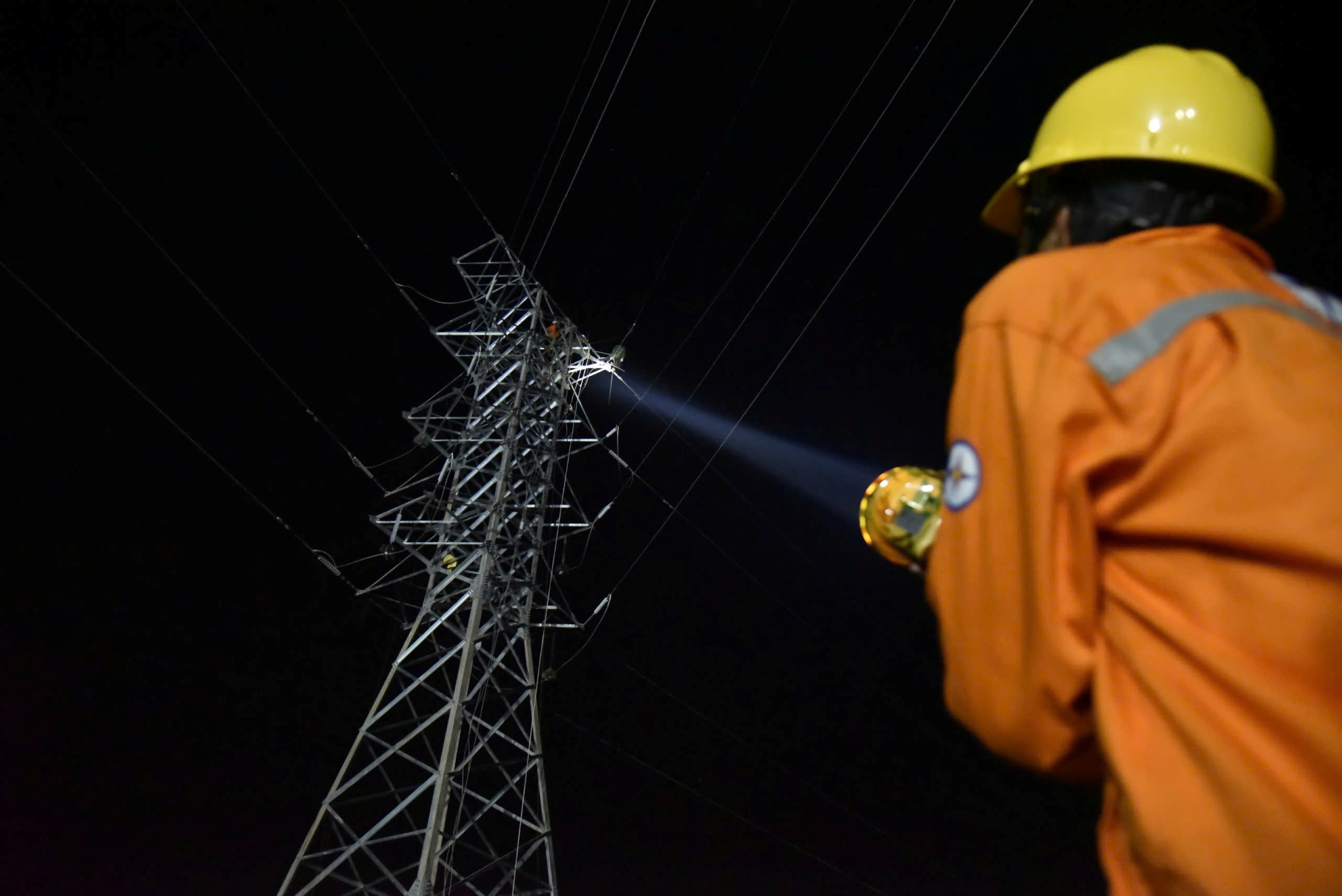 Đảm bảo cấp điện mọi lúc, mọi nơi