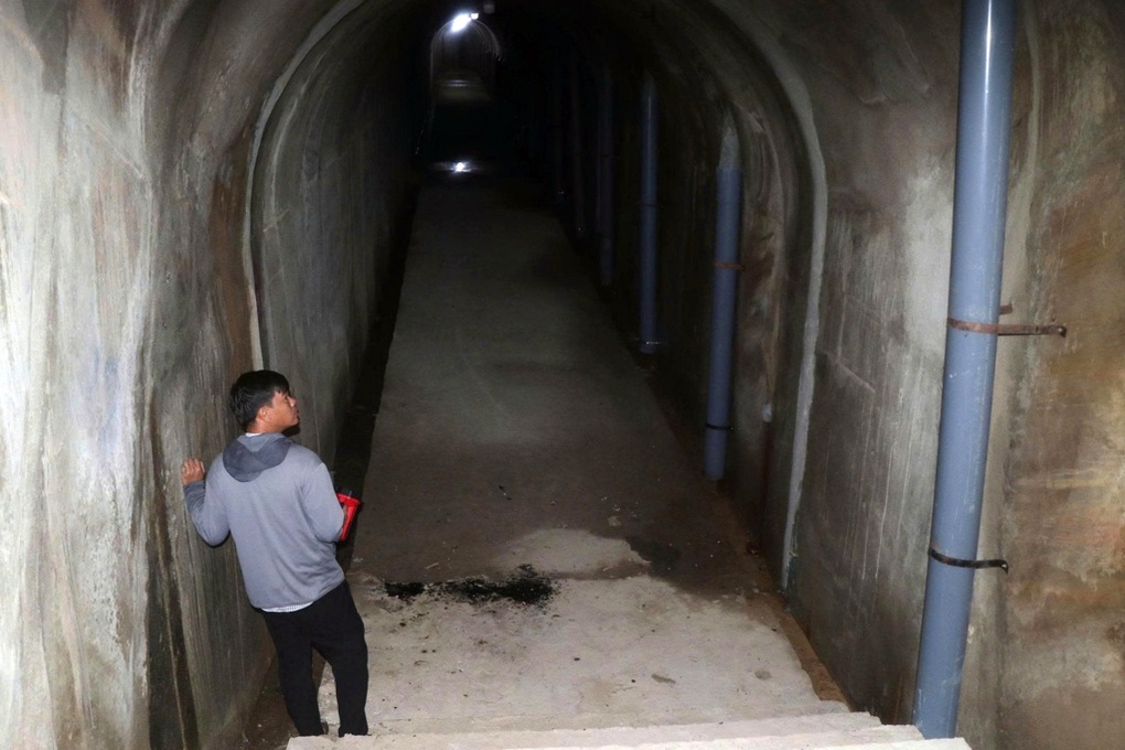 Công an kiểm tra hồ nghìn tỷ vừa khánh thành đã nứt, thấm nước - 2