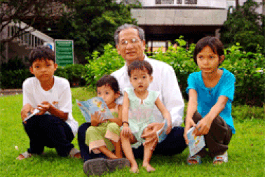 Vị cựu Phó chủ tịch tỉnh nặng lòng với người nghèo