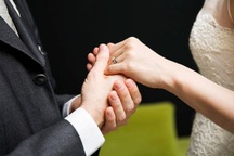 Lấy chồng già và giàu để chu cấp cho gia đình, nhưng tôi lại nhận kết đắng