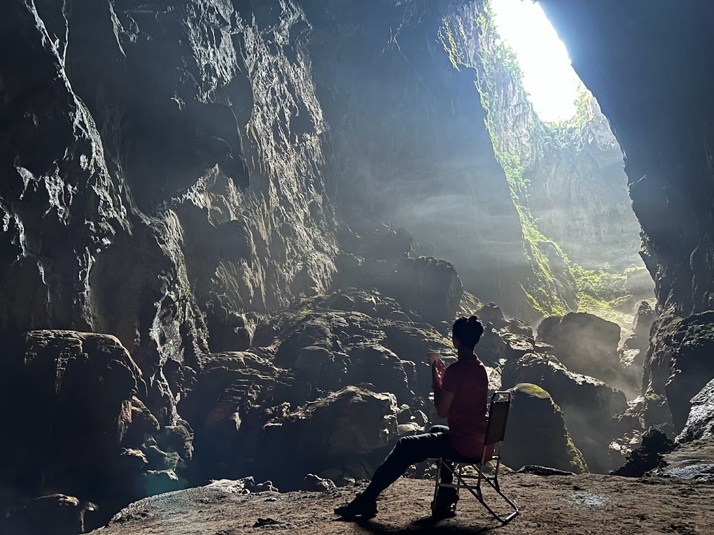 Cô gái Hải Phòng kể chuyện trèo tường 90m, đu dây khám phá Sơn Đoòng - 8 Cô gái Hải Phòng kể chuyện trèo tường 90m, đu dây khám phá Sơn Đoòng - 8