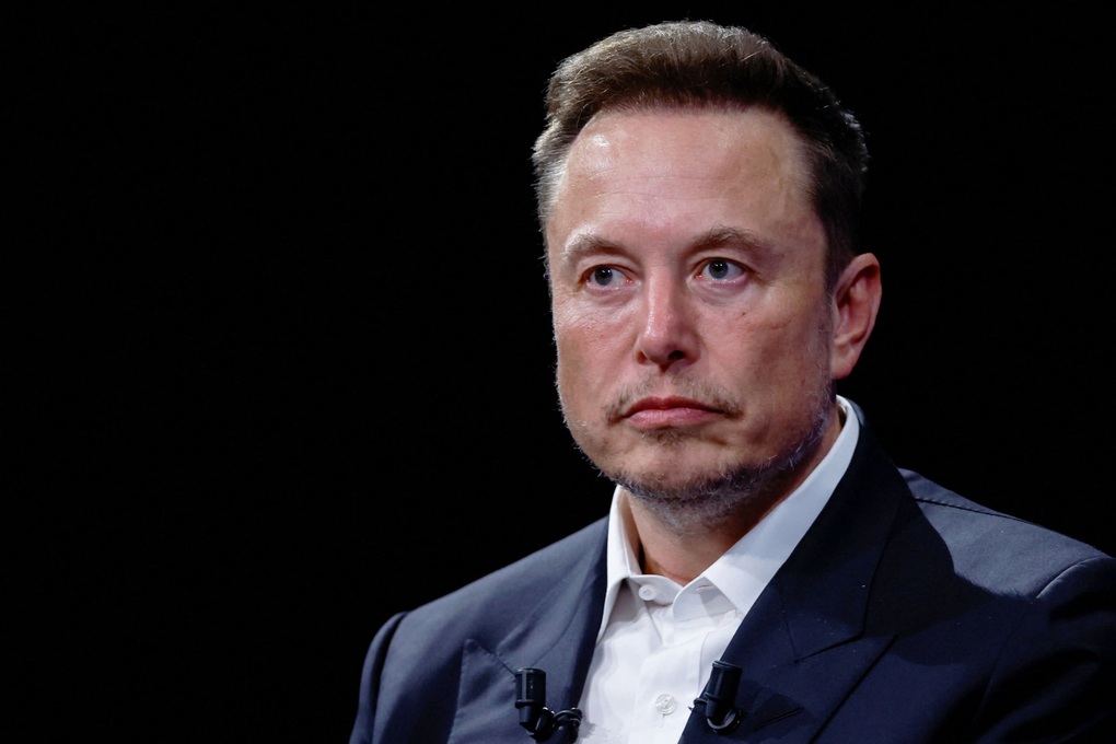 Công nhân kiện hãng xe điện Tesla, đòi bồi thường 51 triệu USD - 1 Công nhân kiện hãng xe điện Tesla, đòi bồi thường 51 triệu USD - 1
