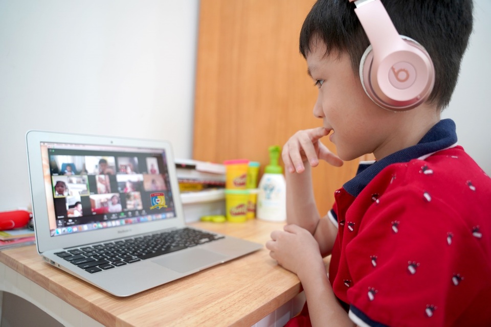 Royal School miễn toàn bộ học phí chương trình dạy - học trực tuyến - 5 Royal School miễn toàn bộ học phí chương trình dạy - học trực tuyến - 5