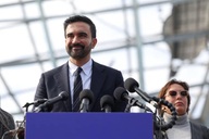 Đảng Dân chủ có thắng lợi bầu cử đầu tiên sau khi Tổng thống Trump trở lại