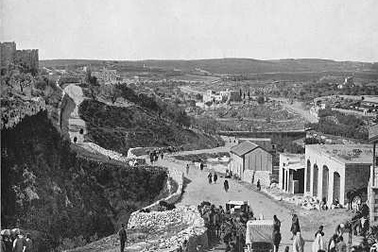 Một Bờ Tây khác sau làn khói súng