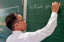 Tiết học đầu tiên trong năm học mới ở Trường Sa