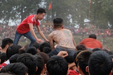 Những hình ảnh kinh hoàng tại lễ hội đầu xuân ở Việt Nam…