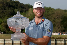 Sam Burns vô địch World Golf Championship đầy kịch tính