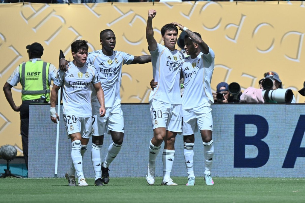 Real Madrid hòa đội bóng Saudi Arabia trong ngày HLV Alonso ra mắt - 1 Real Madrid hòa đội bóng Saudi Arabia trong ngày HLV Alonso ra mắt - 1