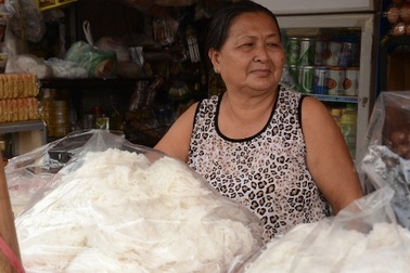  Dân e dè, bún ế ẩm, người bán lao đao