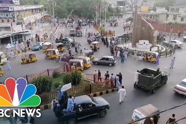 Taliban nổ súng giải tán các cuộc biểu tình ở Afghanistan