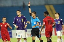 Trọng tài Malaysia bắt trận chung kết ngược V-League 2018