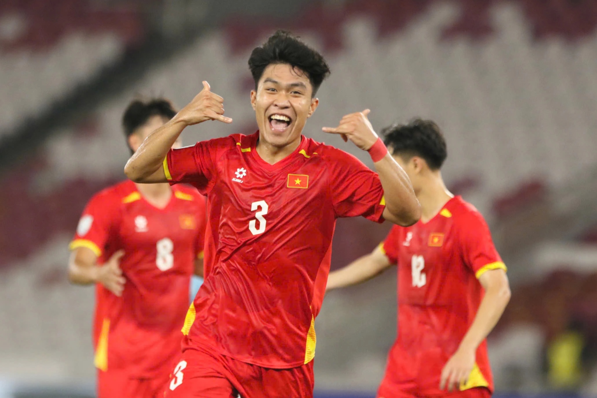 Vì sao trận bán kết của U23 Việt Nam bị đẩy lên đá sớm? - 1
