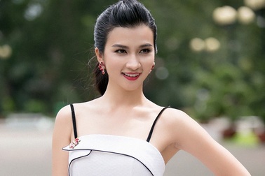 Kim Tuyến đẹp trong veo trở lại sau một thời gian im ắng