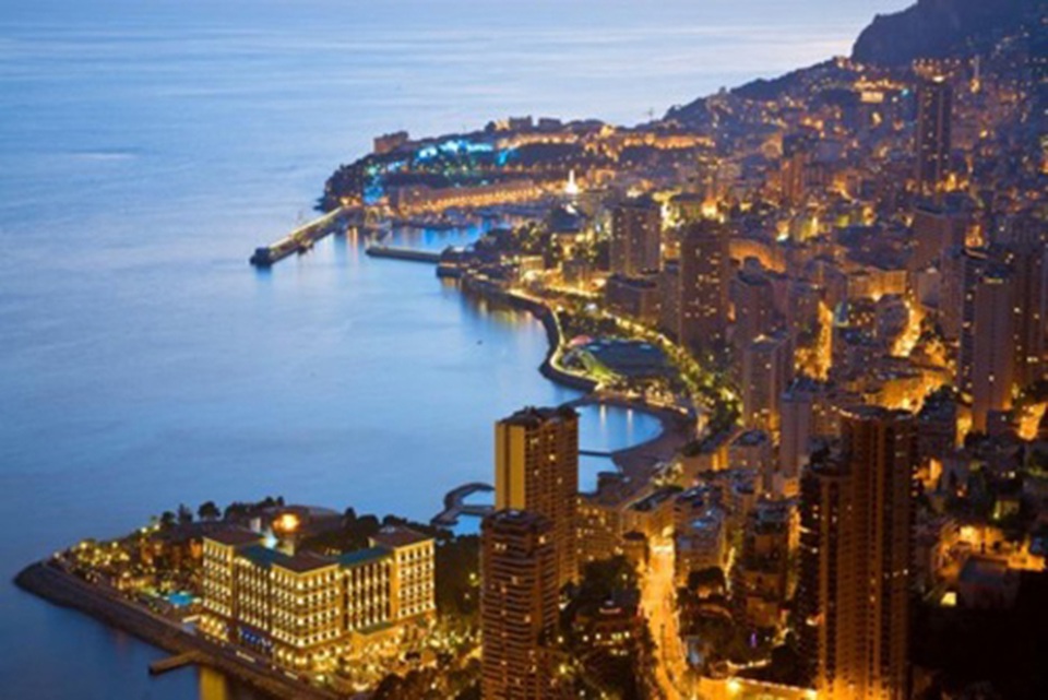 Monaco cấm tỷ phú, triệu phú sử dụng du thuyền “né” Covid-19 - 7 Monaco cấm tỷ phú, triệu phú sử dụng du thuyền “né” Covid-19 - 7