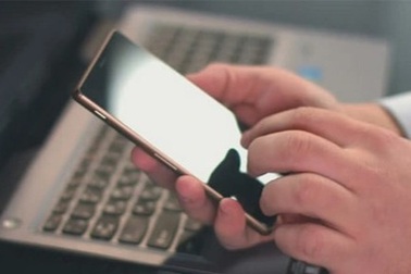 Vietcombank tăng "bốc đầu" phí SMS Banking, hé lộ nguyên nhân đằng sau