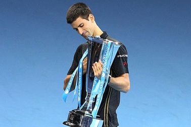 Federer bỏ cuộc, Djokovic vô địch ATP World Tour Finals