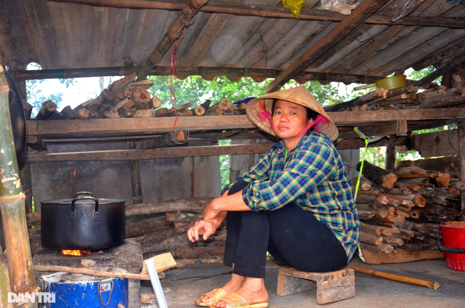 Sạt lở - Sau nỗi buồn mất nhà là nỗi lo tái định cư - 4 Sạt lở - Sau nỗi buồn mất nhà là nỗi lo tái định cư - 4