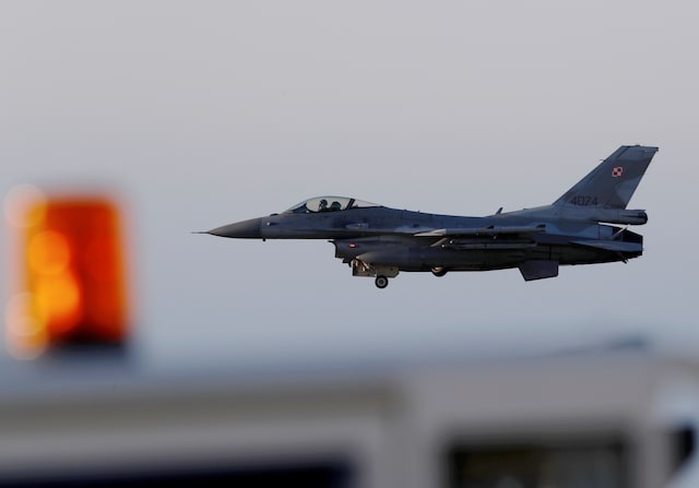 Ba Lan sẽ nâng cấp toàn bộ F-16 lên tiêu chuẩn tối tân nhất - 1