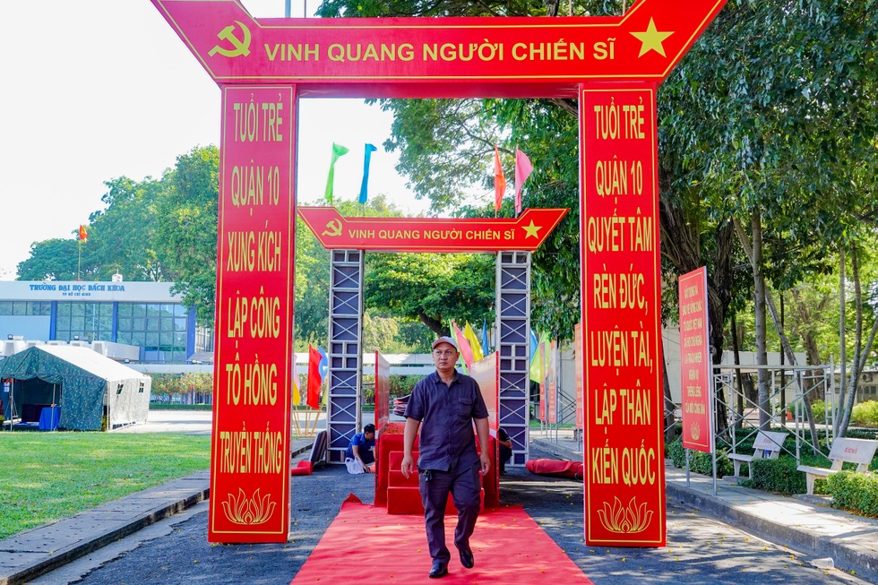 Người đàn ông bắt cướp bị bắn vỡ mặt: Từ cõi chết về xây cơ ngơi bạc tỷ - 8 Người đàn ông bắt cướp bị bắn vỡ mặt: Từ cõi chết về xây cơ ngơi bạc tỷ - 8