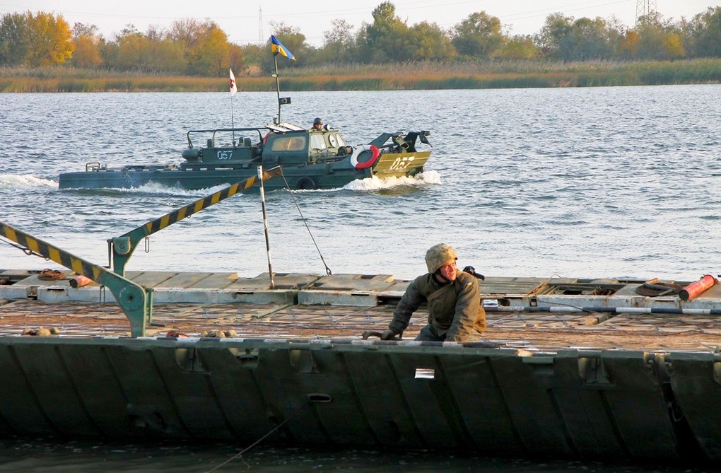 Đặc nhiệm Ukraine đổ bộ, đe dọa phòng tuyến ven sông của Nga tại Kherson - 1 Đặc nhiệm Ukraine đổ bộ, đe dọa phòng tuyến ven sông của Nga tại Kherson - 1